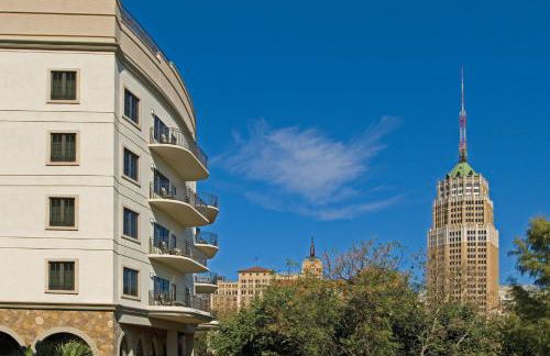 Wyndham La Cascada 2BR Apartment with Resort Access - Foto 5