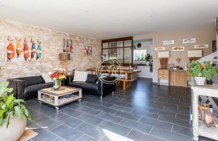 Superbe villa contemporaine PIED DANS L'EAU - Foto 10