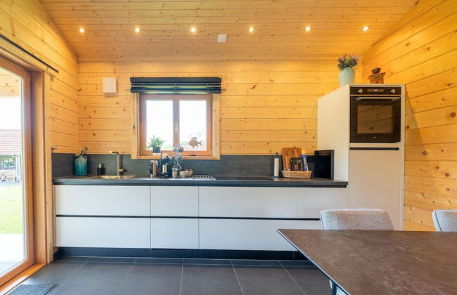 Holiday Home in Limburg With Terrace - Photo 13