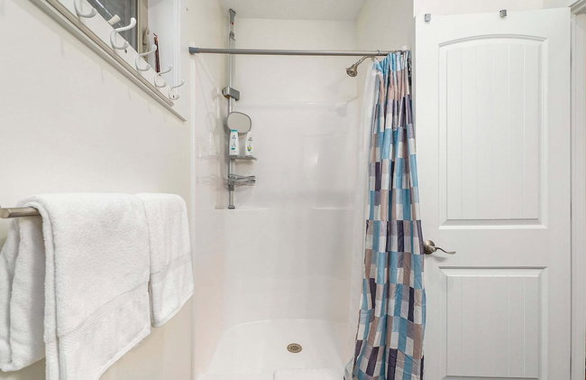Beautiful Overlooking Shoreline 3BDR Chalet ➠18396 - Foto 11