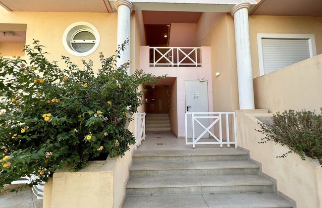 Albufeira Valley 1 With Pool by Homing - Photo 31