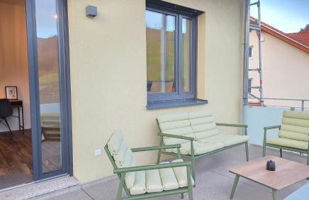 Black Forest -5- I Design-Apartment I 2 Etagen I Terrasse & Balkon mit Ausblick I Boxspring I Nespresso - Foto 16