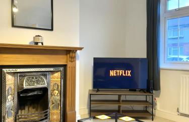 Rushden Home - Perfect for Contractors - Free Parking - Sleeps 5 - Garden - Netflix and HDR TV - Foto 38