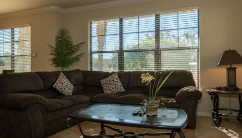 Pool view, 10 miles to Disney World, washer, dryer, kitchen, Wifi, two pools, ground level - Foto 3