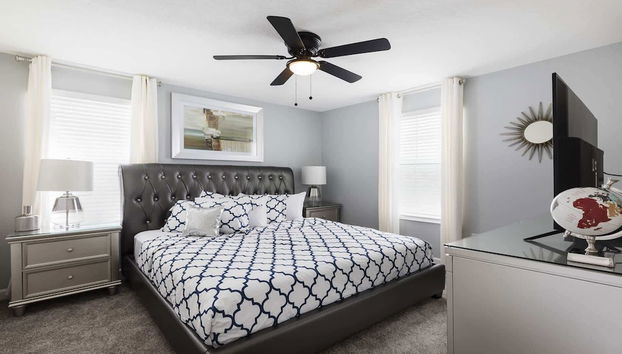 Greenview 8BR Home Private Theater Pool/spa/games - Foto 5, Habitación