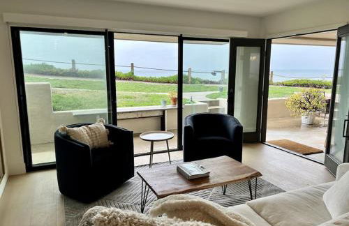 Oceanfront Fully Remodeled 2BR 2BA, Pool, Hot Tub, Gated Parking - Foto 2