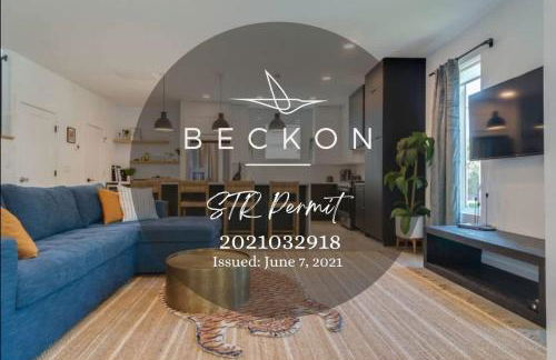 Stylish 3 Bed Retreat, Rooftop, Parking, Sleeps 10, Ensuite Baths, Bunk Room, Gourmet Kitchen, Cozy Living Space, Rooftop Views & Fire Table, Near Downtown, Distilleries & Marathon Village, 24 Hr Hospitality - Foto 36