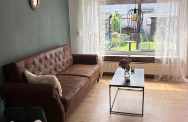 Ferienhaus nähe Stadtpark, renoviert, Businesswohnung, Monteurwohnung, Geschäftsreisendewohnung, Garten, Balkon,Parkplatz - Foto 2