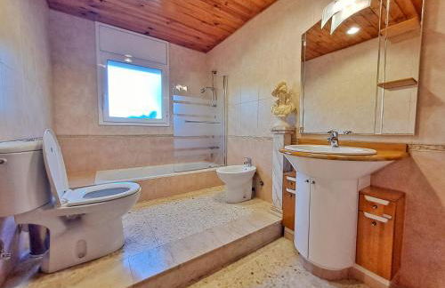 Villa Xaloc 12 pax piscina privada - 15km Lloret de Mar - Foto 2