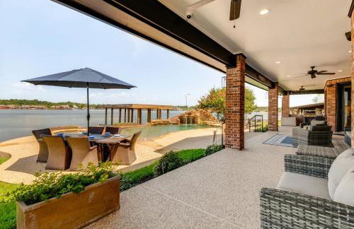 Conroe Lake House Luxe Pool, Private Dock and Games - Photo 31