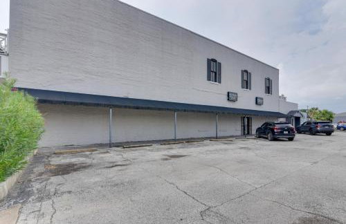 Walk to Strand Historic District Stylish Dtwn Gem - Foto 24