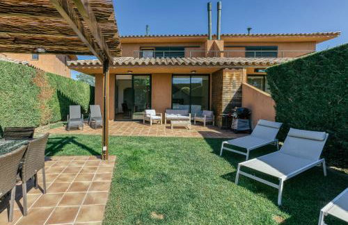 Villa Brenda Torremirona Resort - Foto 1