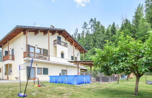 2 Bedroom Amazing Home In Sovramonte - Foto 3