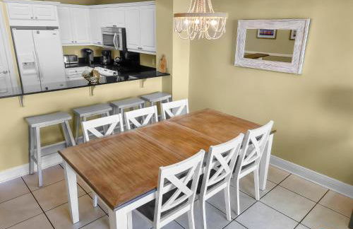 SMP 208 - Stunning 3 Bedroom Beachfront Condo! - Foto 10