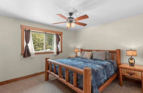 River's Bend Lodge - Hot Tub, Fire Pit, Games & Ski - Foto 3