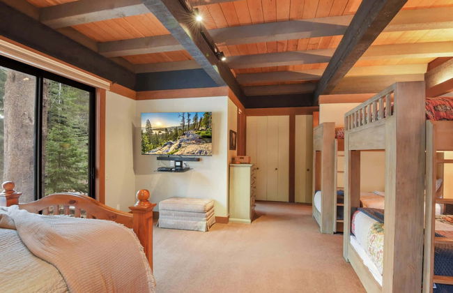 Joy on the River Stunning Waterfront Home for 10 - Foto 14