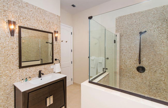 Blue Water Villa - Photo 23