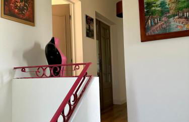 Maison tout confort proche centre avec jardin - Foto 8