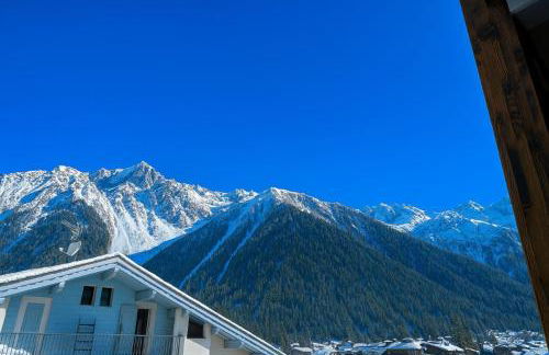 Stay in a modern apartment in Chamonix - Photo 18