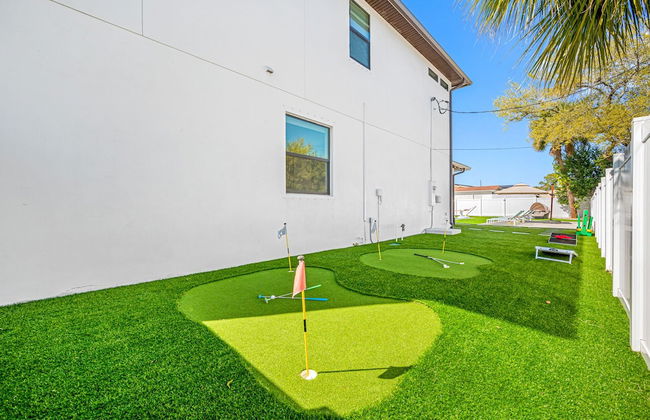 Luxury Modern Villa w/ Pool, Jacuzzi & Amenities! - Foto 76