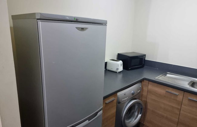 Central 2-bedroom Apartment, Chelmsford, Parking - Foto 6