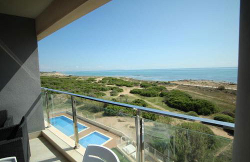 Luxury and Modern Beach Apartment with Sea Views - Foto 27