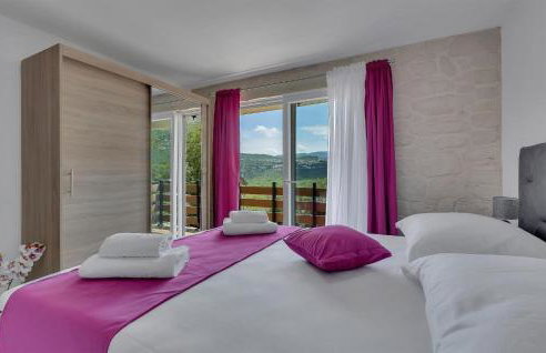 3 Bedroom Awesome Home In Vrgorac - Foto 35