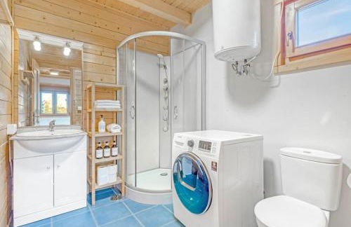 Cozy wood cabin, Casino, Pool, 25 min to Madrid Center - Foto 15