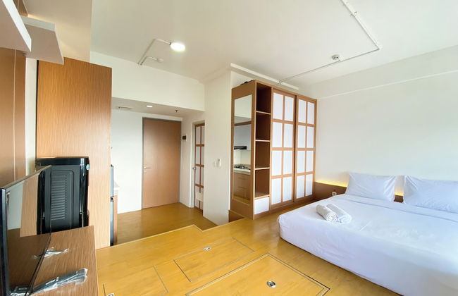 Nice And Cozy Studio Apartment At Vasanta Innopark - Photo 3