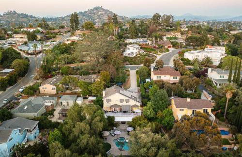 Luxury 5br 3 5ba w Pool & Hot Tub - Photo 112