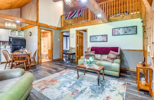 Inviting Peru Cabin with Patio, Grill and River Access - Foto 5