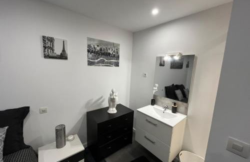 Escale au jardin des rêves terrasse parking privée 8 personnes - Foto 47