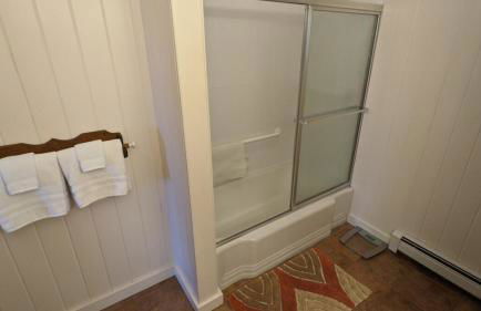 Crystal Lake Paradise - Gorgeous Lakefront Luxury! - Photo 37