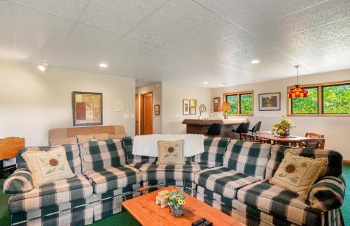 Cottage on the Green - Photo 17