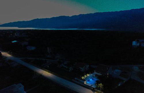 Villa Macanovi dvori with private pool - Photo 51