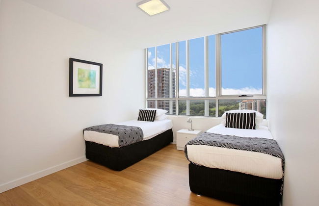 Moore to See - Photo 4