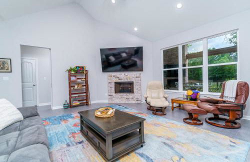 Steps to Fairway Hot Springs Village Golf Retreat - Foto 9