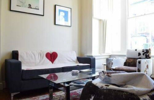 Charming 2 Bedroom Home 3 mins from Arsenal Station - Foto 1