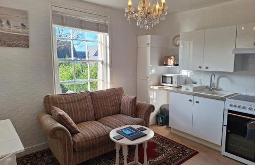 The Studio Apartment - Photo 18