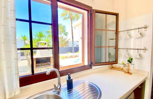 Villa Ágatha, vacaciones en familia en Lanzarote - Foto 10