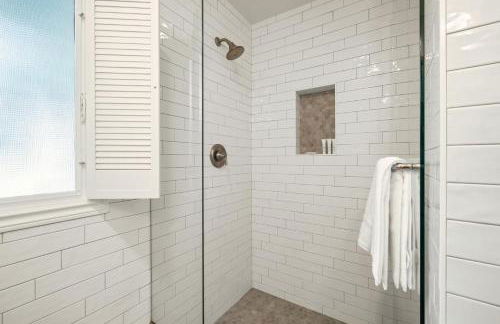 La Jolla Hilltop Haven with Ocean Views and Spa - Foto 44