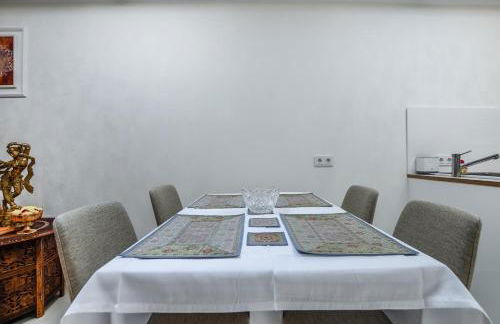 Stylisch und Schick, neue Wohnung, U-Bahn 2 Minuten - Photo 33