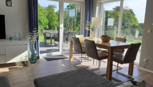 Forest View Apartments in Winterberg Sauerland - Private Garden Facing the Woods - Foto 4