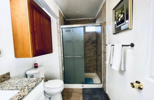 202 Spacious Hayward Entire 4BR SFH - Foto 20