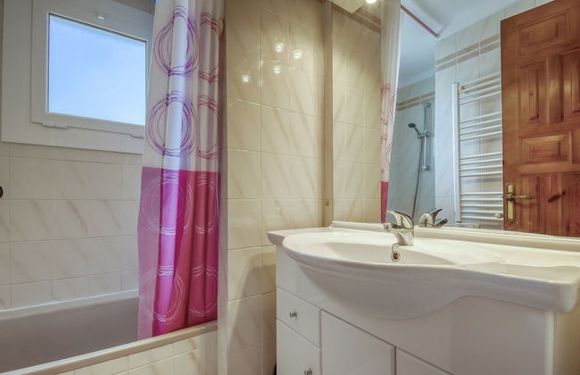 Apartment in Roses Near Cap de Creus - Photo 20