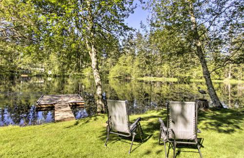 Quiet Lakefront Olympia Home with Dock on Half Acre - Foto 5