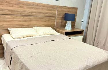 House with four suites with pool and garage - Foto 12