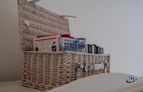 The Old Plough, mix of 1 bed and 3 bed units, rustic charm, super king bed or twins, en-suite, secure parking - Foto 13