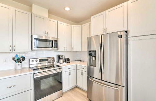 Breezy Galveston House with 2 Decks and Ocean Views! - Foto 6