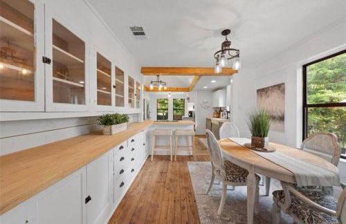 The Pinewood House - Photo 16